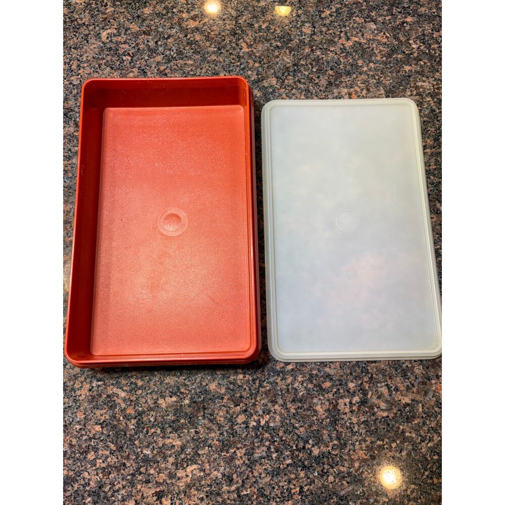 Vintage Tupperware 11" x 6.5" Deli Meat Keeper Container with Lid Paprika Red